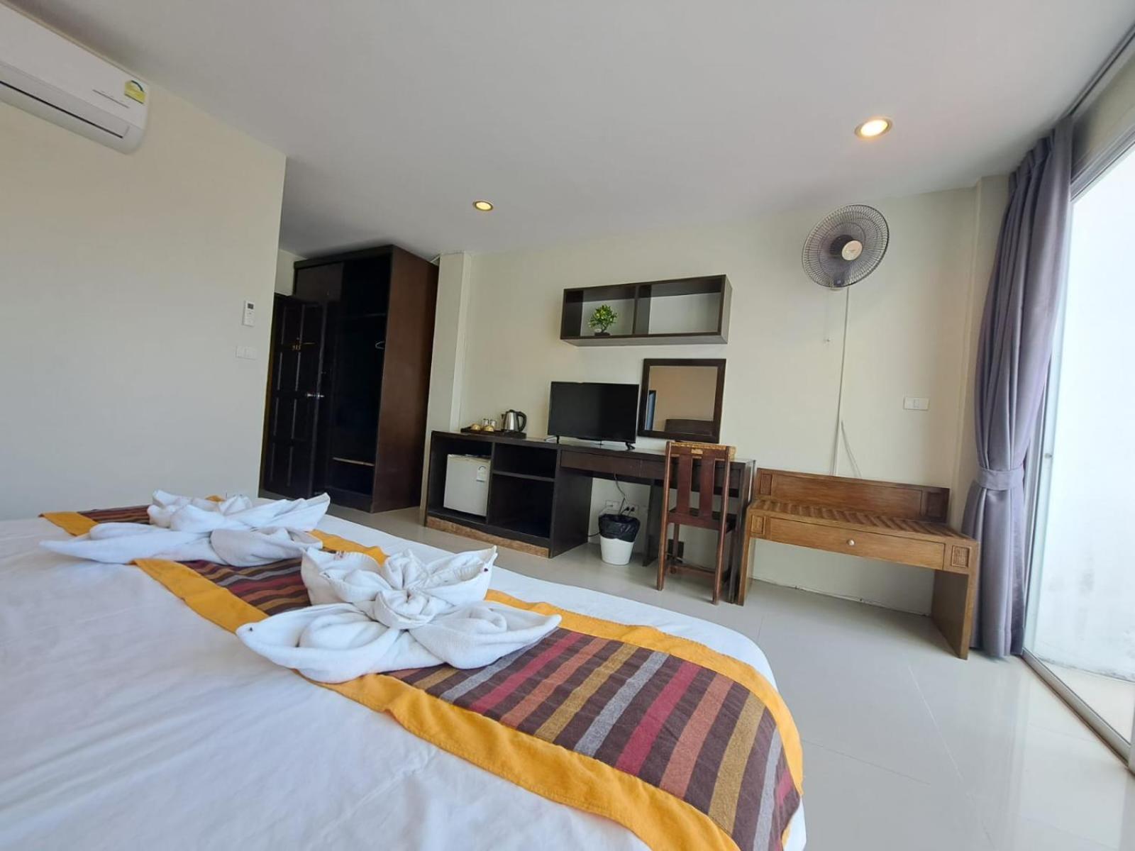 Baan Oui Guest House - Nai Harn Phuket Exterior foto